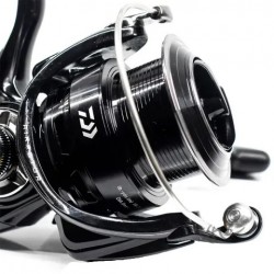Mulineta Daiwa Regal W 3012QD