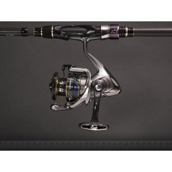 SHIMANO VANQUISH C 3000 FA + FIR GRATIS
